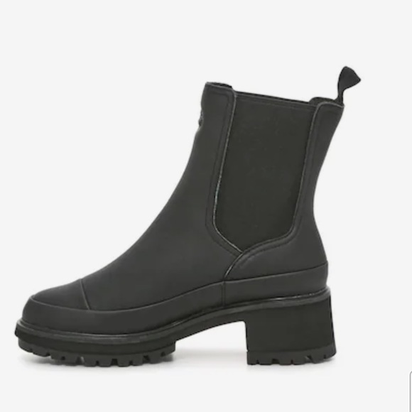 Timberland Kori Park Chelsea Boot in black - Picture 6 of 15